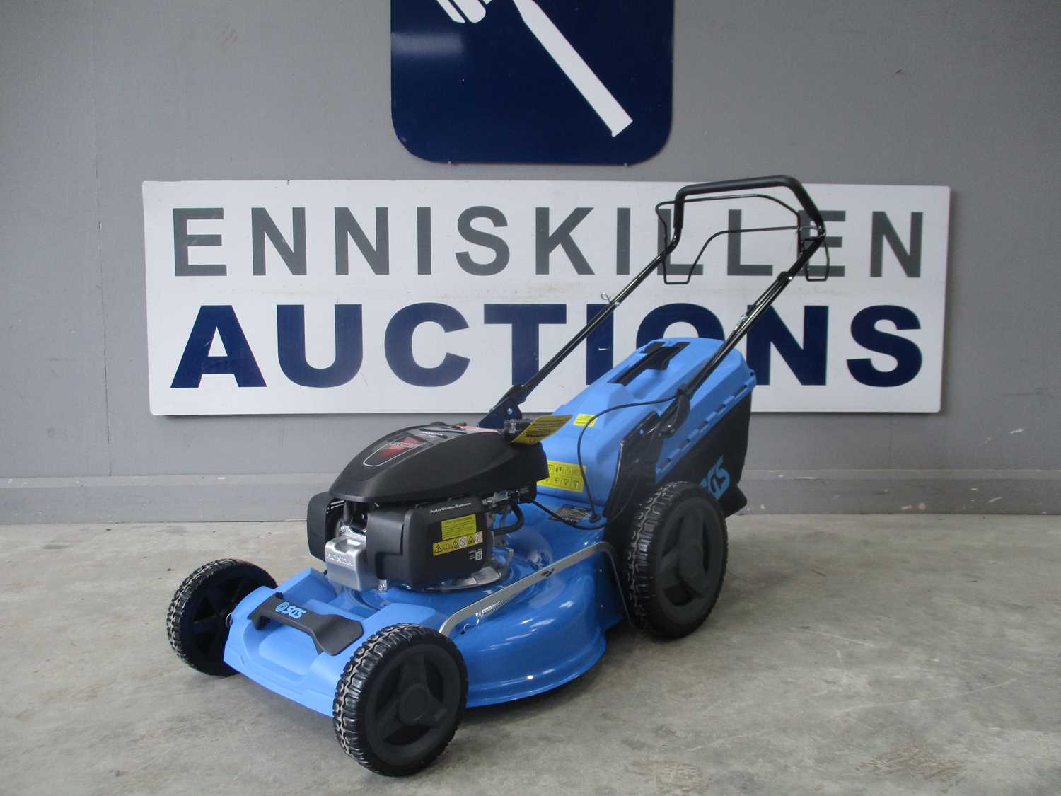 Live Tool and Garden Equipment Auction