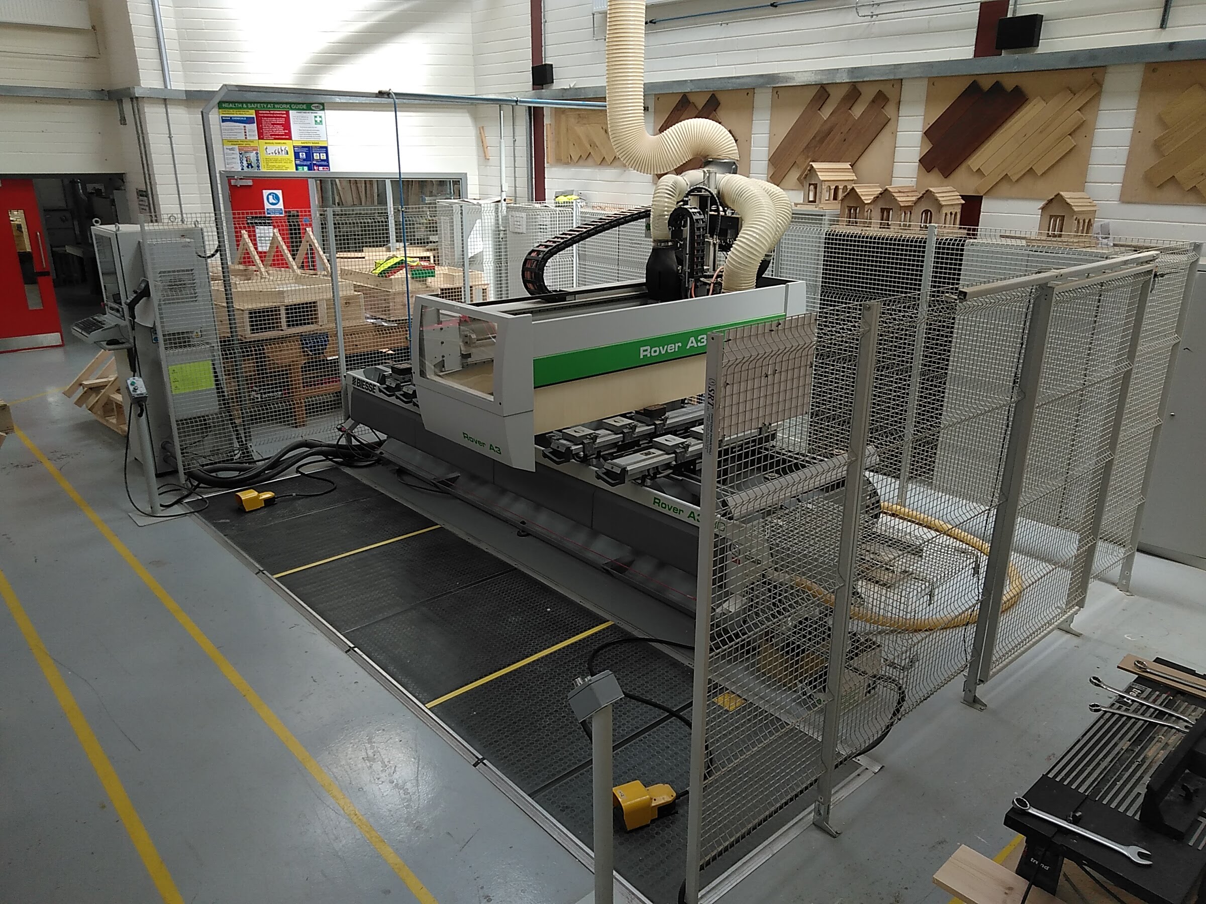 Unreserved Timed Online Auction for a Biesse Rover A3.30 CNC Machine