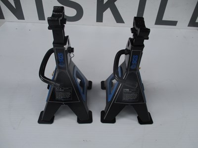 Lot 96 - SGS 4 TON RATCHET AXLE STANDS