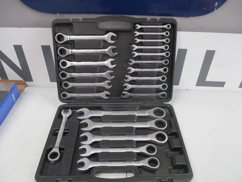 Lot 185 - 22 PIECE GEAR WRENCH SET