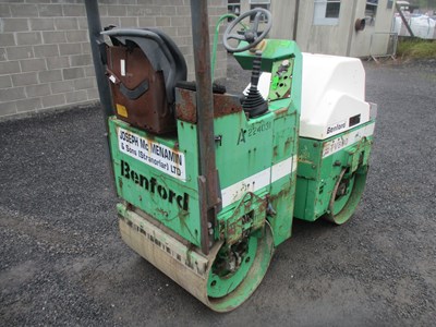 Lot 122 - BENFORD TWIN DRUM VIBRATING ROLLER