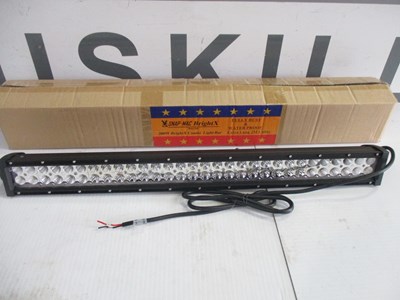 Lot 71 - SNAP MAC L.E.D 200W LIGHT BAR