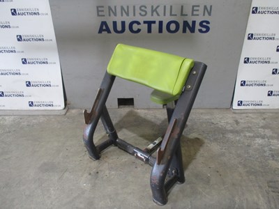 Lot 29 - PREACHER CURL BENCH