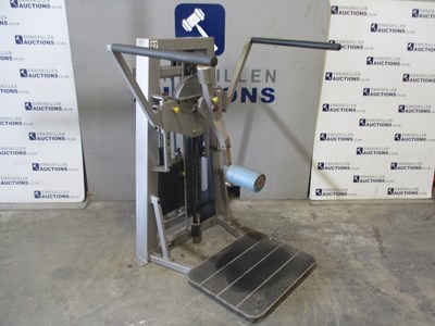 Lot 23 - PULSE LOW BODY LEG MACHINE