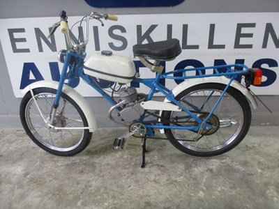 Lot 1999 STELLA 49CC MOPED