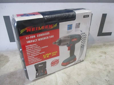 Lot NEILSEN CORDLESS IMPACT WRENCH