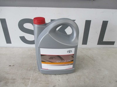 Lot 5 LITRE ENGINE OIL