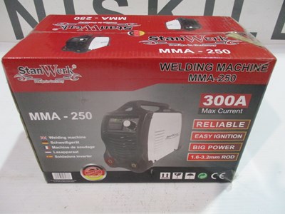 Lot 300AMP WELDING MACHINE