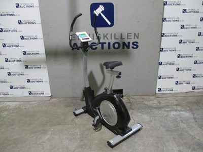 Lot JTX FITNESS UPRIGHT CYCLE