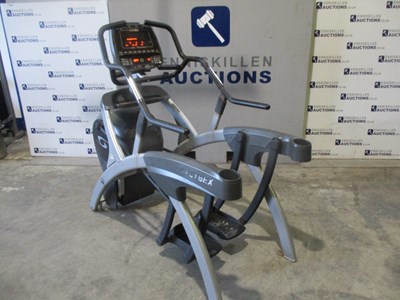 Lot 32 - CYBEX ARC TRAINER