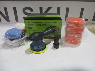 Lot NEW CORDLESS CAR POLISHER WITH X2 BATTERIES AND ACCESSORIRES