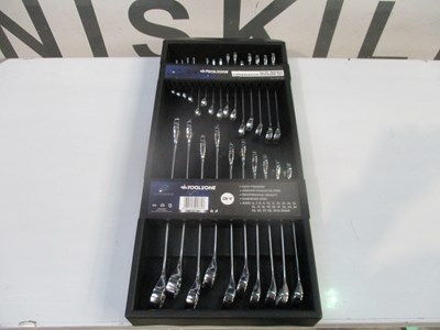 Lot 25 PIECE SPANNER SET