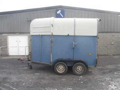 Lot 557 - RICHARDSON TRAILERS DOUBLE HORSEBOX